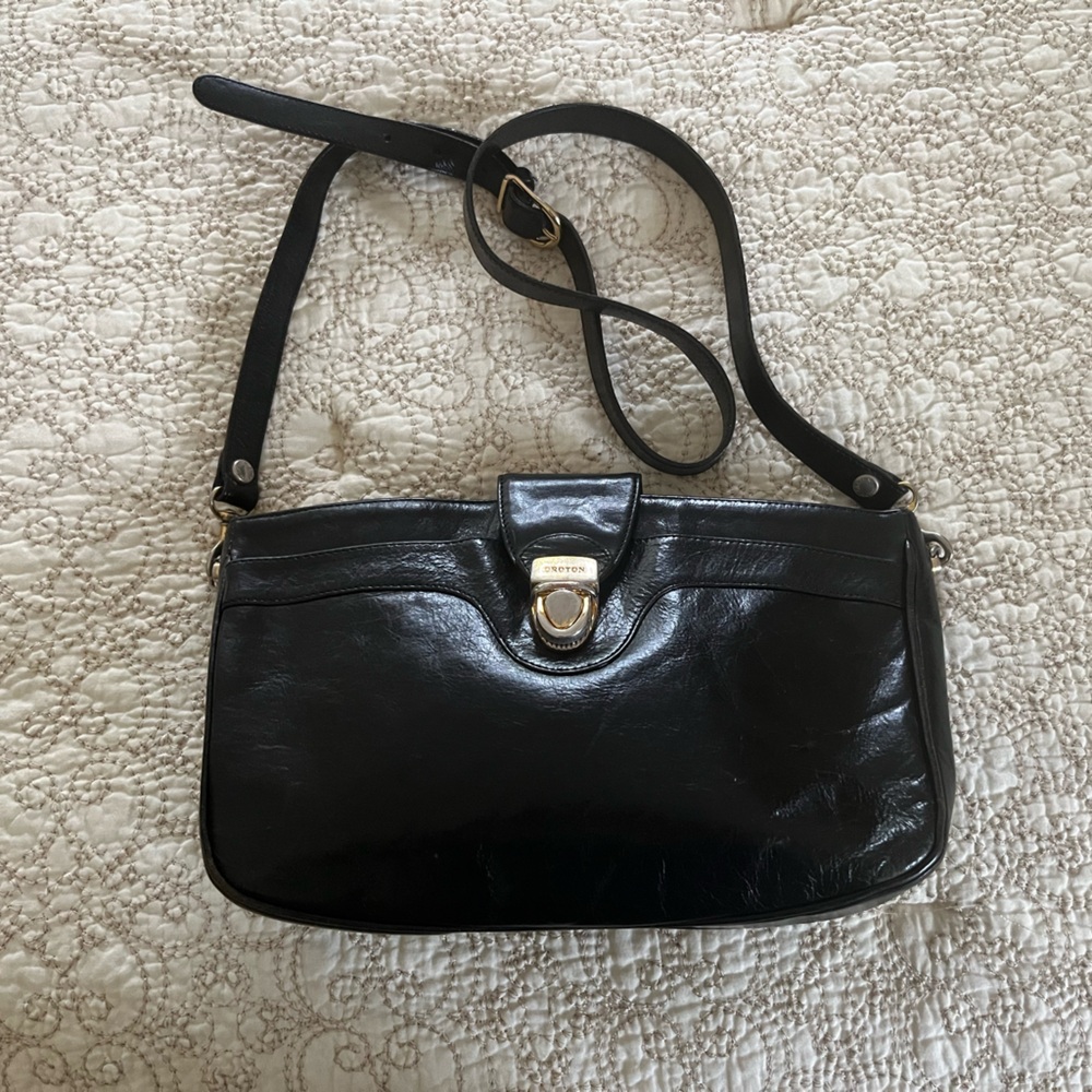 Oroton Black Leather Crossbody Bag